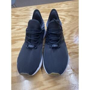 New Balance Fresh Foam Roav Men's 11 D Black Lace Up Low Top Running Sneakers